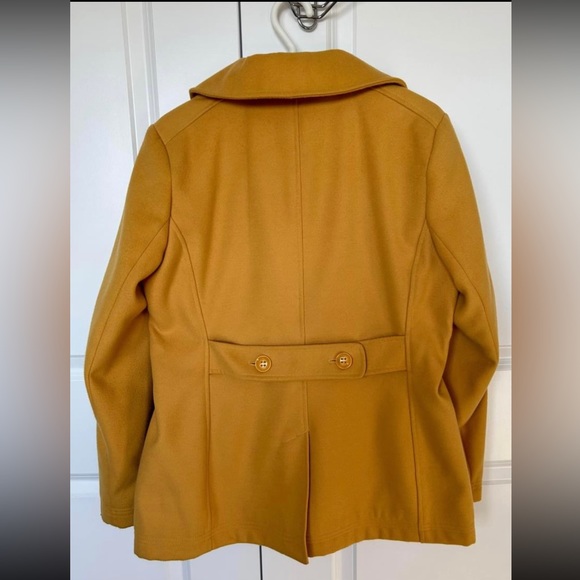 Size 12 (10/12) Ladies coat! Soft material and warm. - Picture 2 of 2